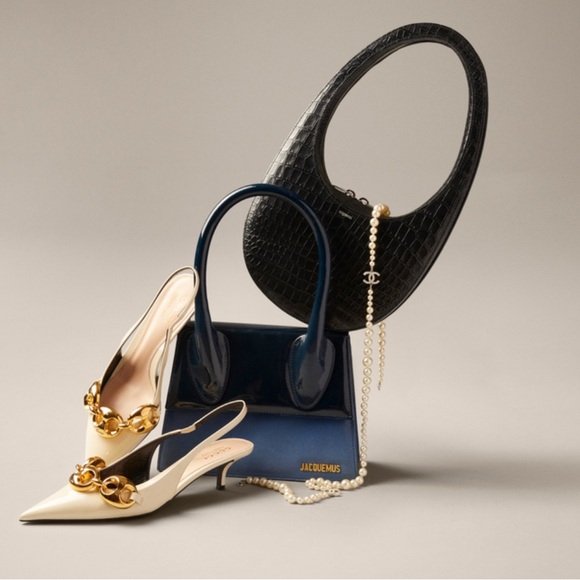 EXPRESS Cute Satin Flats. Size 9. (8 1/2 Ok) Pretty Bling Bow Front - Picture 3 of 10